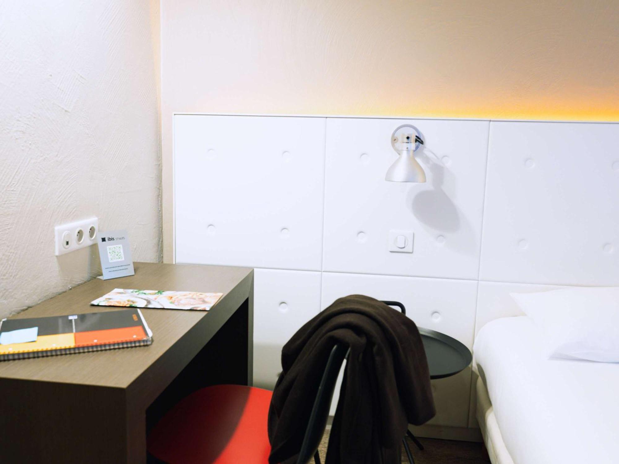 Ibis Styles Lyon Sud Vienne Hotel Chasse-sur-Rhone Exterior photo